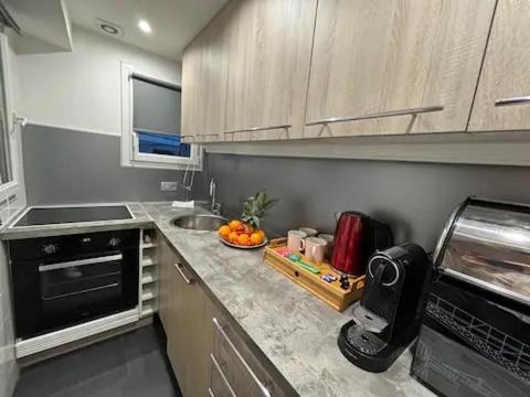Appartement Elegant T2 Clim & Balcon - Plein Centre *