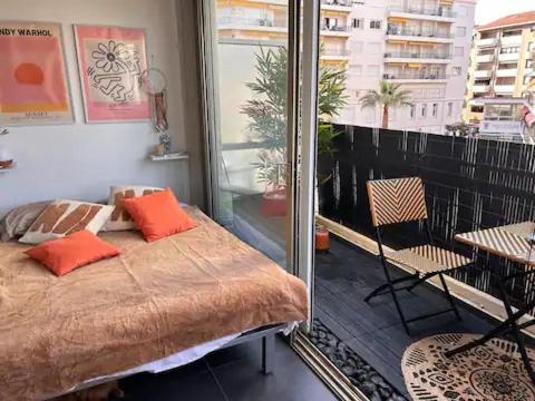 Appartement Elegant T2 Clim & Balcon - Plein Centre Cannes