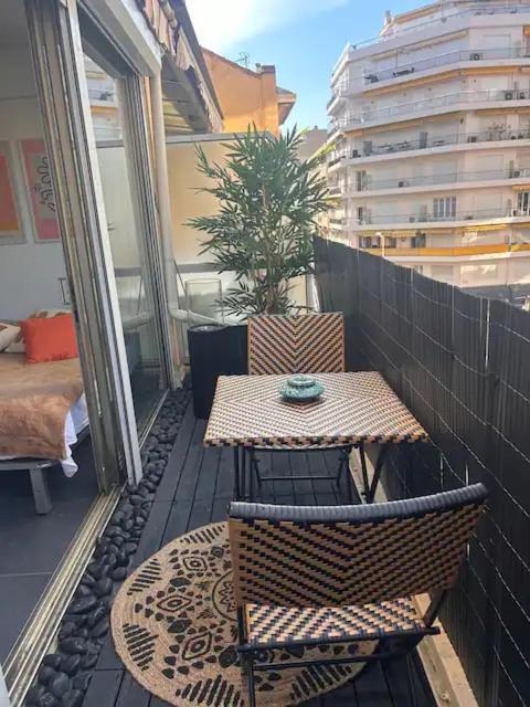 Appartement Elegant T2 Clim & Balcon - Plein Centre Cannes